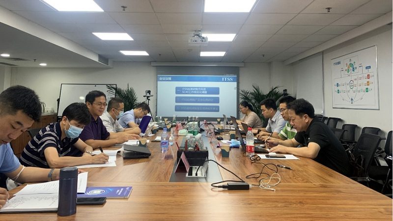 学校机房改造与新建机房：关键区别与考量因素